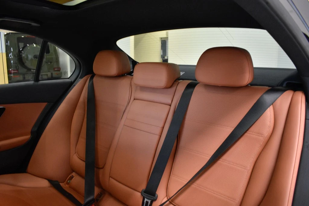 2022 Mercedes-Benz C 300 4MATIC Sedan interior, seats, Sienna Brown/Black