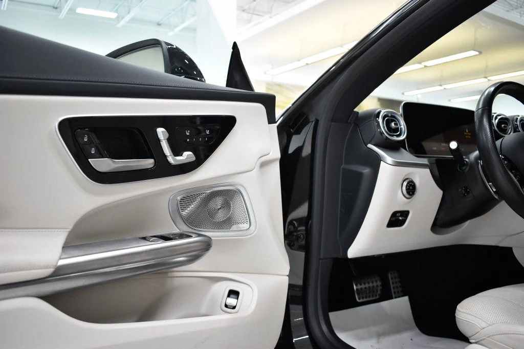 2025 Mercedes-AMG CLE 53 4MATIC+ Coupe interior, door panel, Macchiato Beige