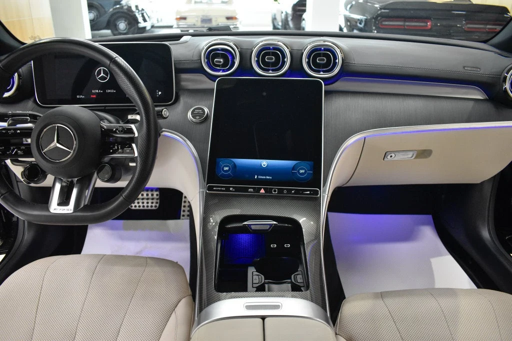 2025 Mercedes-AMG CLE 53 4MATIC+ Coupe interior, Macchiato Beige