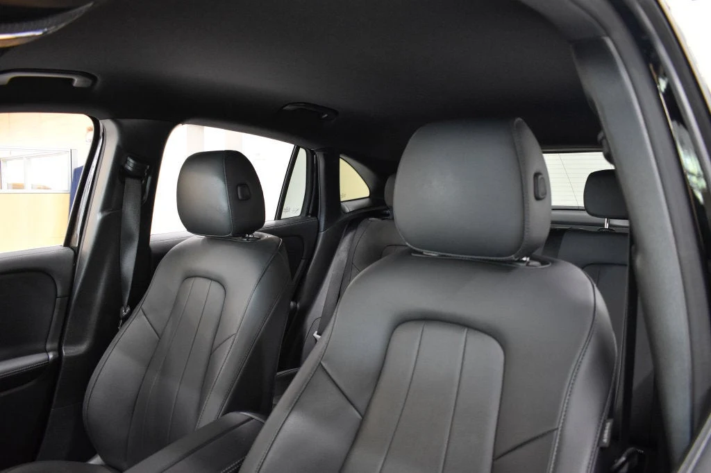 2024 Mercedes-Benz GLA 250 4MATIC interior, seats, Black