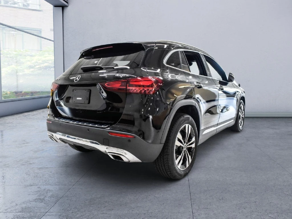 2024 Mercedes-Benz GLA 250 4MATIC, rear three-quarter view, Black