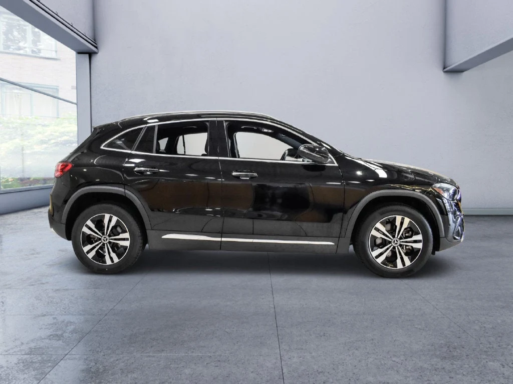 2024 Mercedes-Benz GLA 250 4MATIC, side profile, Black