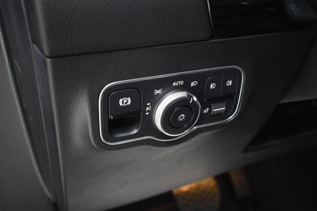 2024 Mercedes-Benz GLA 250 4MATIC interior, door panel, Black
