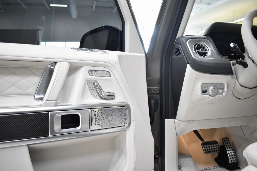 2026 Mercedes-AMG G 63 interior, door panel, Macchiato Beige/Magma Grey