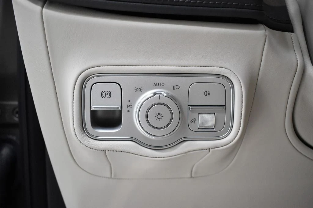 2026 Mercedes-AMG G 63 interior, door panel, Macchiato Beige/Magma Grey