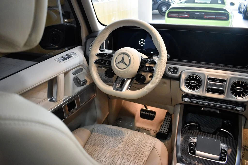 2026 Mercedes-AMG G 63 interior, Macchiato Beige/Magma Grey