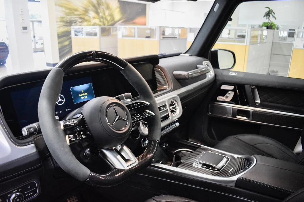2025 Mercedes-AMG G 63 interior, dashboard, Black