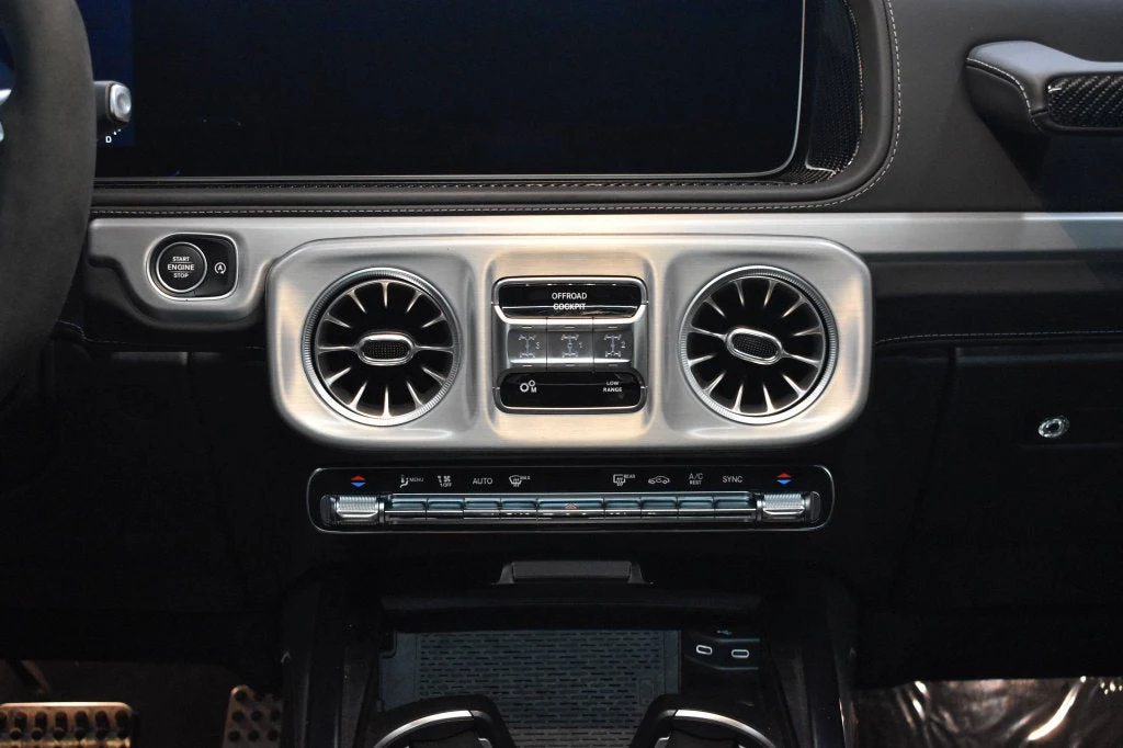 2025 Mercedes-AMG G 63 interior, center console, Black