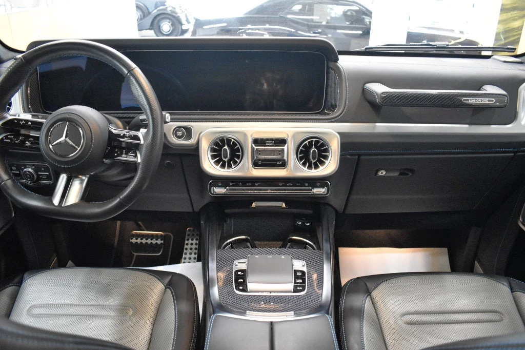2025 Mercedes-Benz G 580 with EQ Technology interior, Silver Pearl/Black
