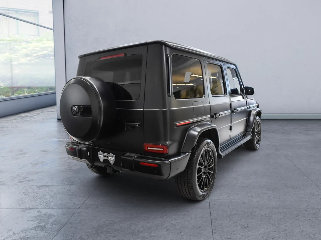 2024 Mercedes-Benz G 550, rear three-quarter view, Black