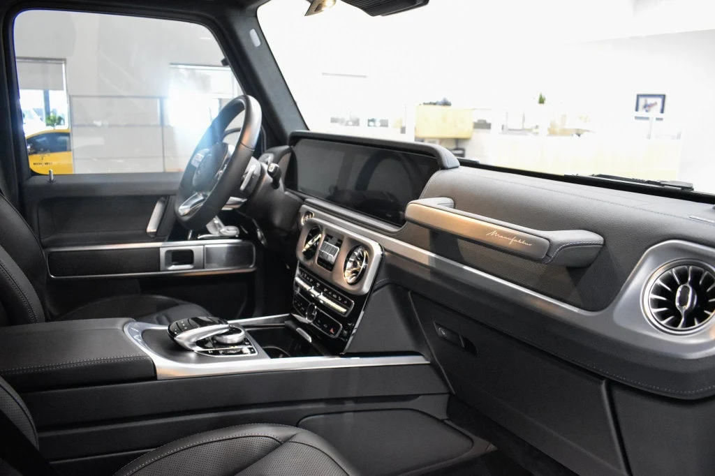 2024 Mercedes-Benz G 550 interior, Black