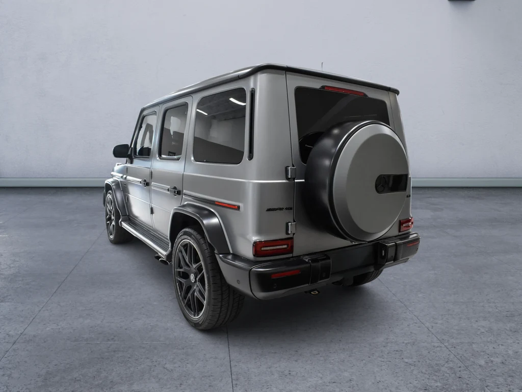 2024 Mercedes-AMG G 63, rear three-quarter view, Manufaktur Platinum Magno
