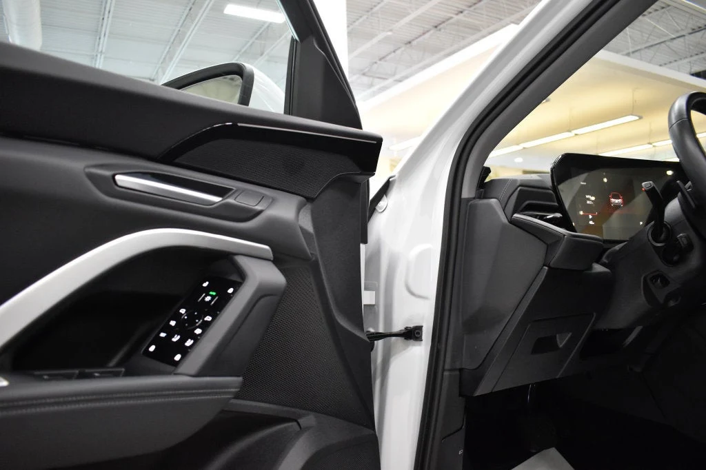 2025 Audi Q5 2.0T Premium quattro interior, door panel, Black