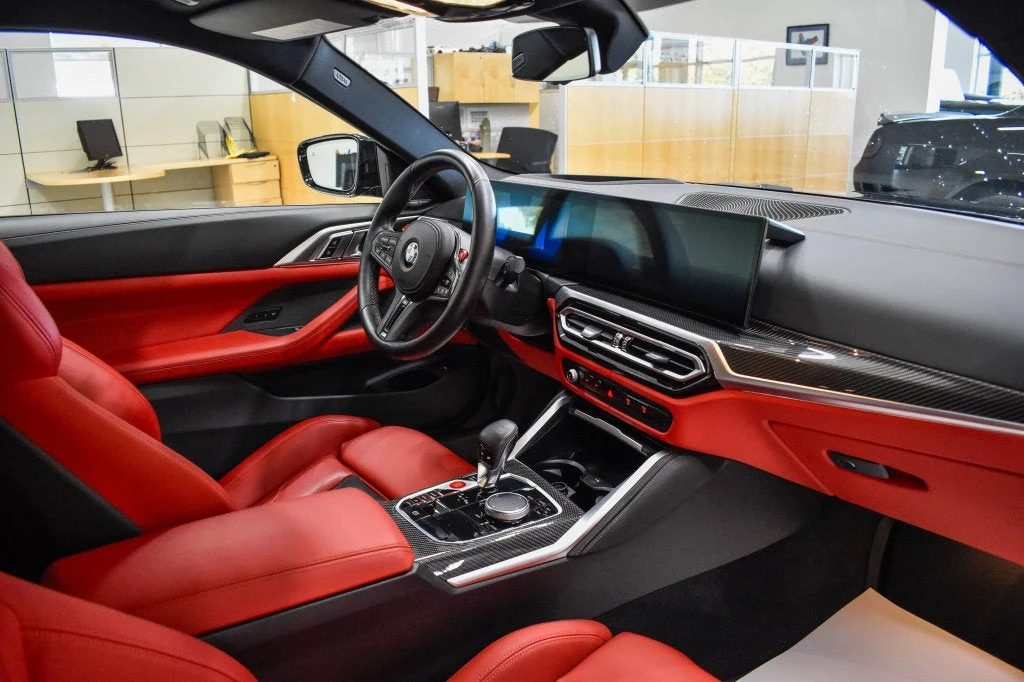 2024 BMW M4 Competition interior, Fiona Red/Black