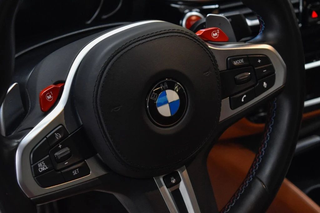 2019 BMW M5 Competition interior, steering wheel, Aragon Brown
