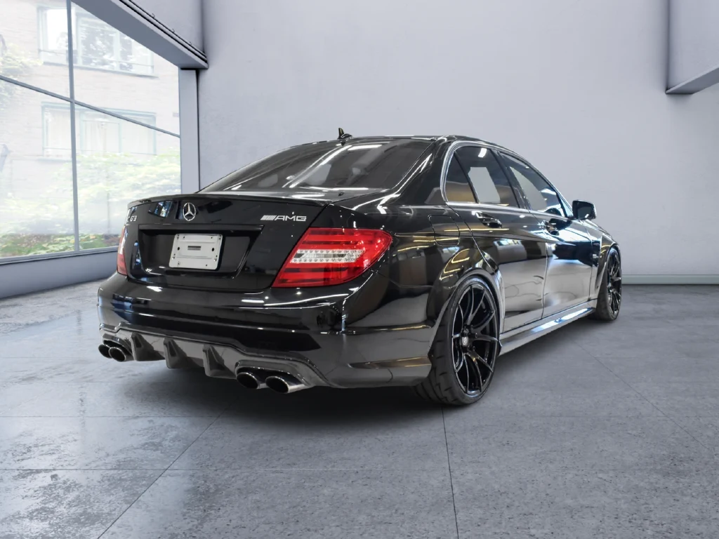 2013 Mercedes-Benz C 63 AMG Sedan for sale, exterior, Black