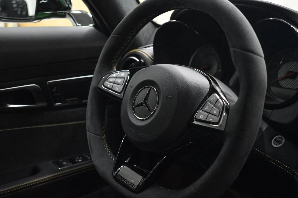 2018 Mercedes-AMG GT R interior, Black