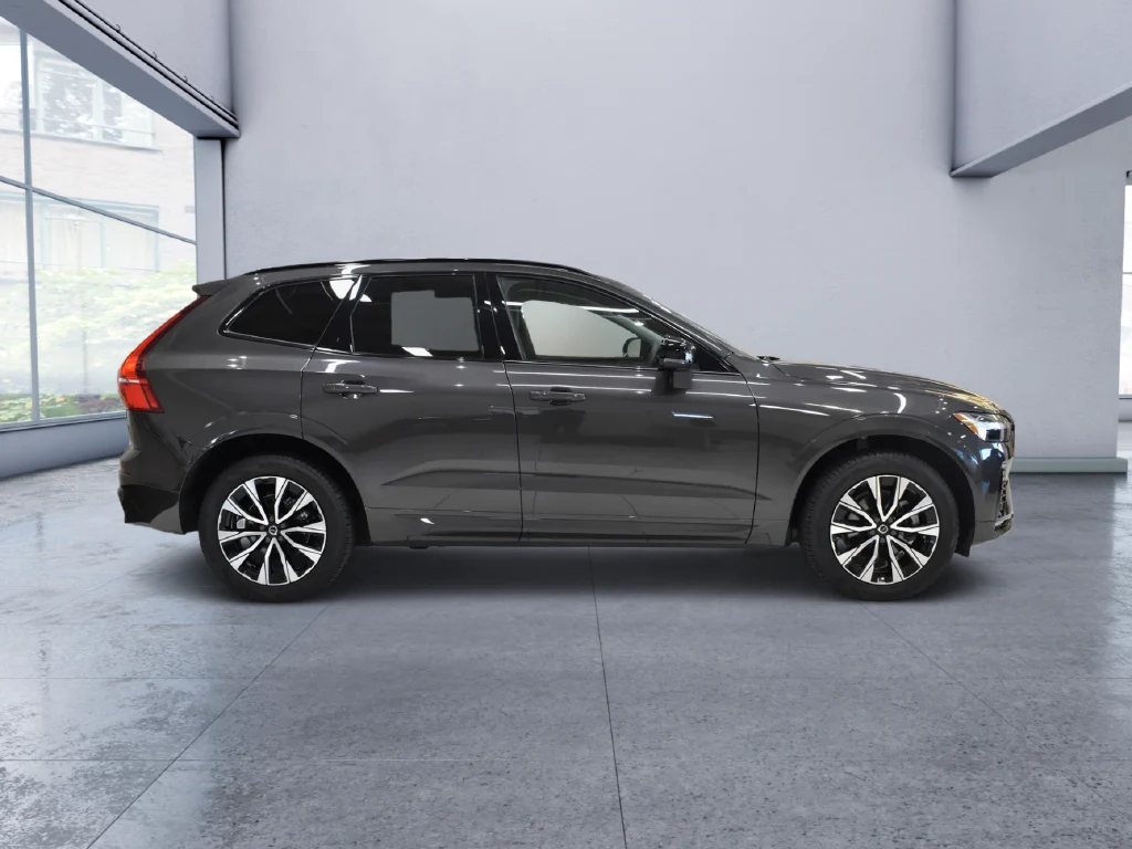 2024 Volvo XC60 B5 Core, side profile, Grey