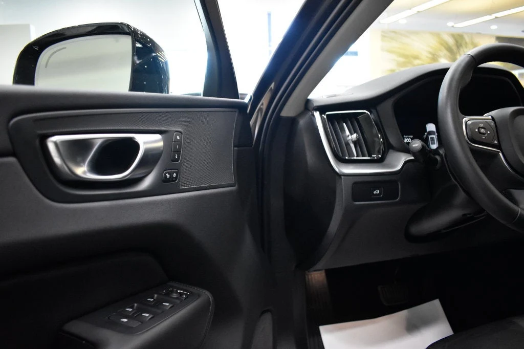 2024 Volvo XC60 B5 Core interior, door panel, Charcoal
