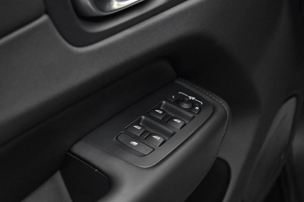 2024 Volvo XC60 B5 Core for sale, photo 18 of 30