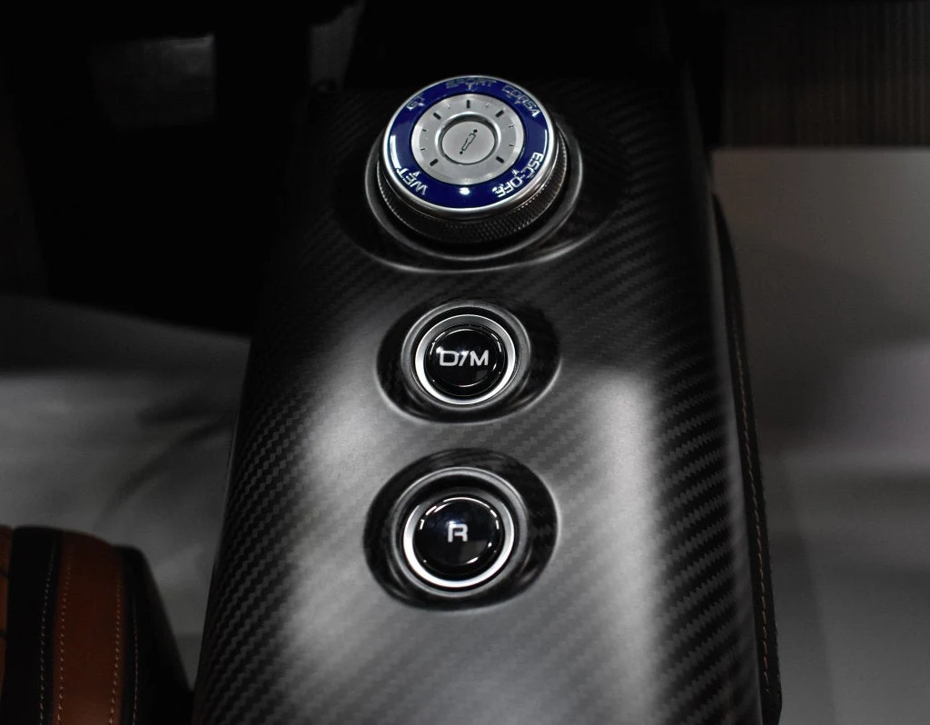 2022 Maserati MC20 interior, center console, Black
