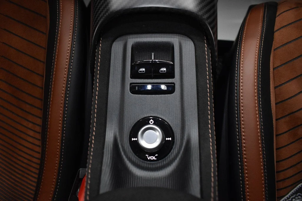 2022 Maserati MC20 interior, center console, Black