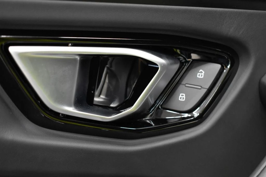 2023 Lamborghini Urus S interior, door panel, Nero Ade