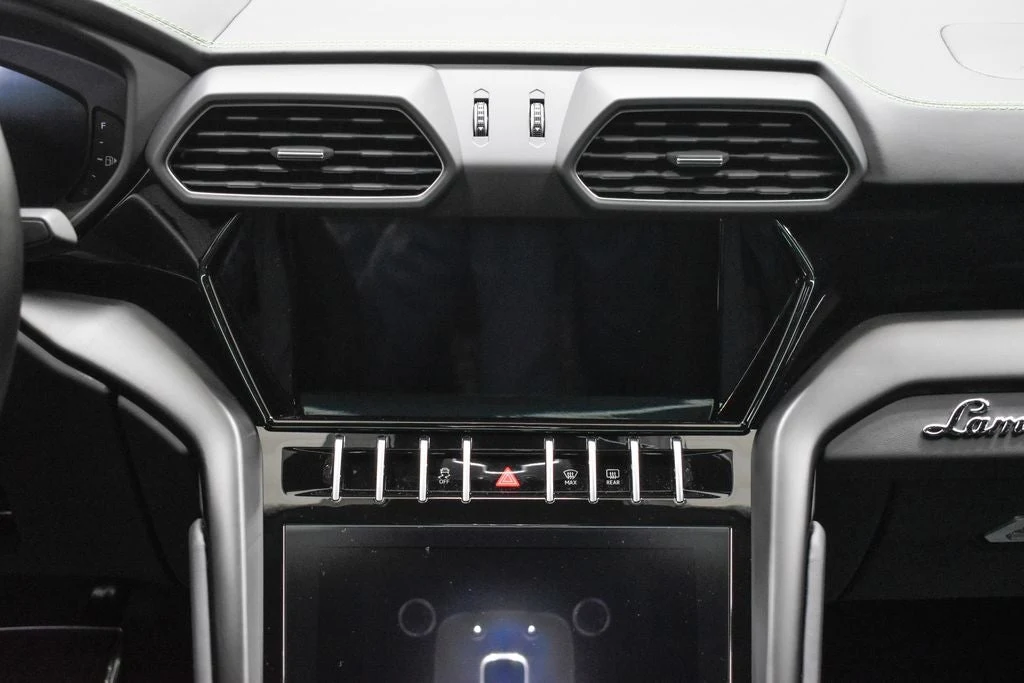 2023 Lamborghini Urus S interior, Nero Ade