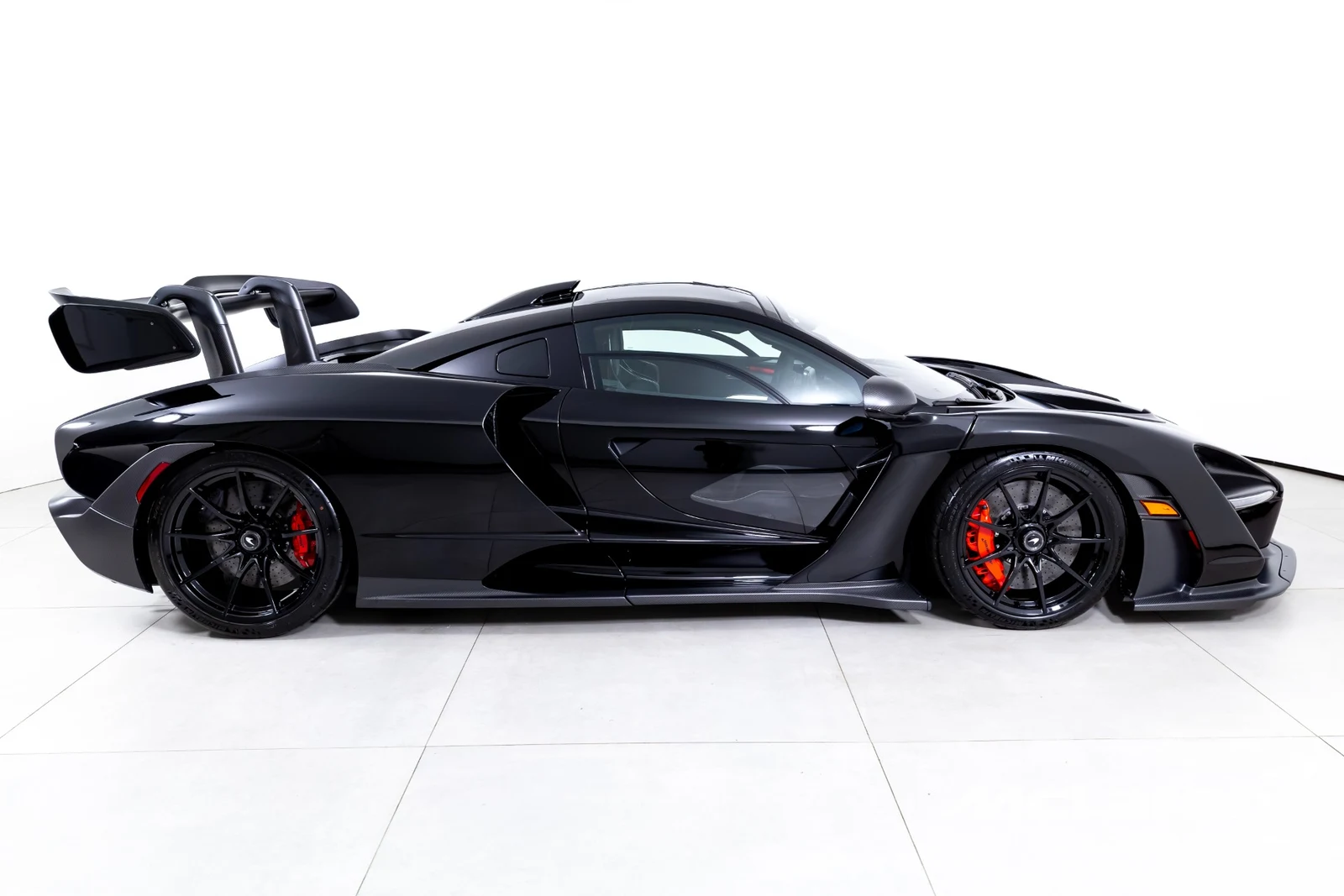 2019 McLaren Senna, 7/29