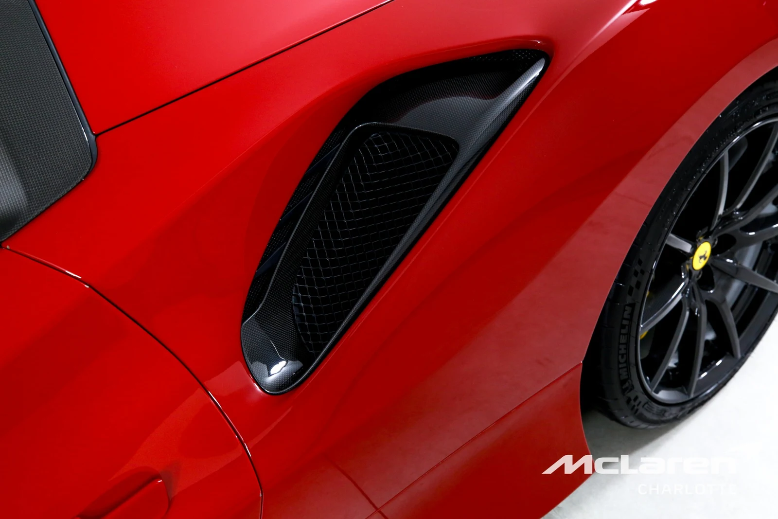 2020 Ferrari 488 Pista Spider, 26/29