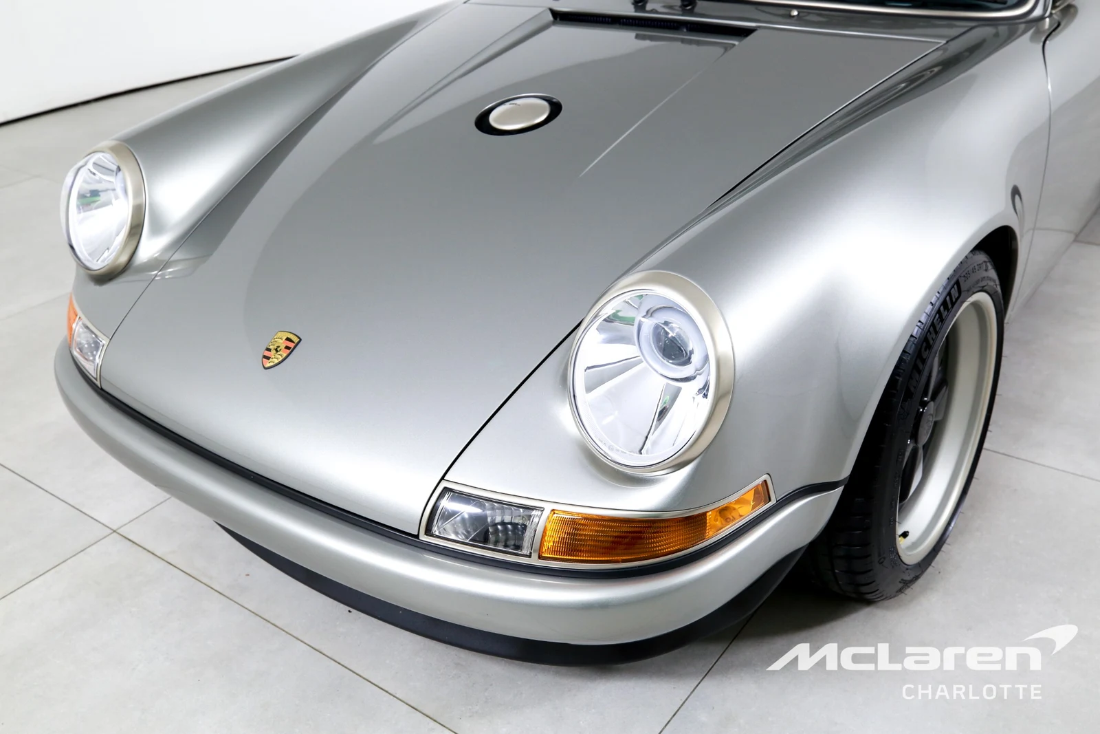 1990 Porsche 911 Reimagined by Singer, 27/29