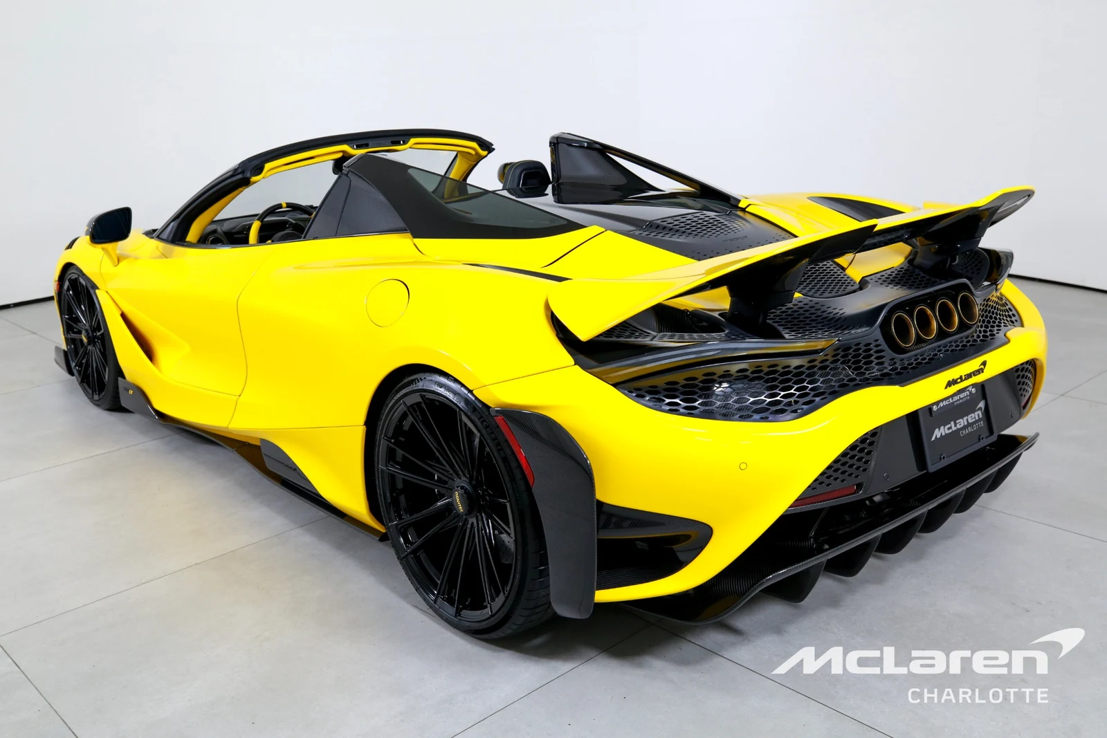 2022 McLaren 765LT Spider, 5/29