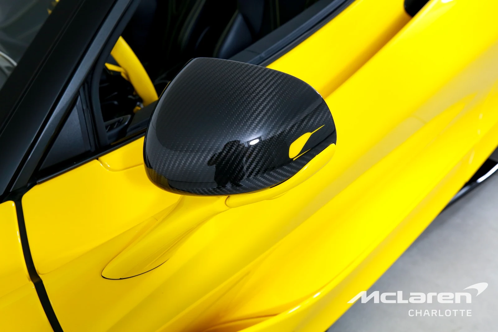 2022 McLaren 765LT Spider, 27/29