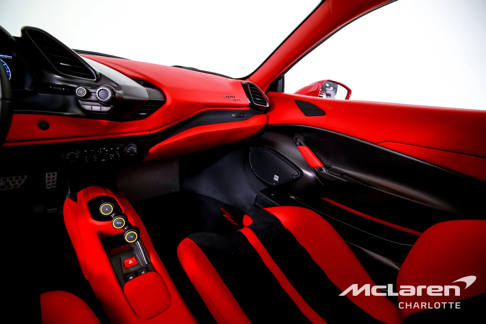 2020 Ferrari 488 Pista, 11/29