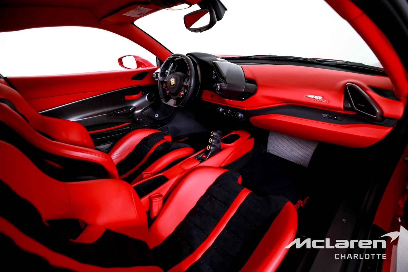 2020 Ferrari 488 Pista, 16/29