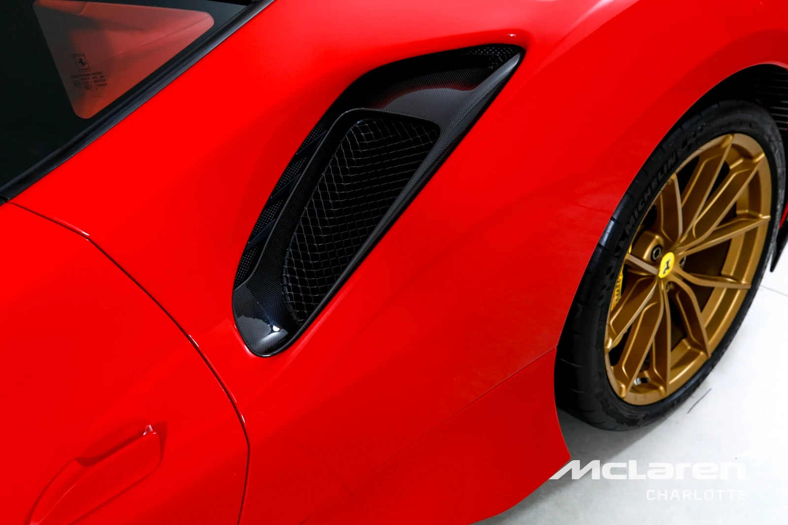 2020 Ferrari 488 Pista, 28/29