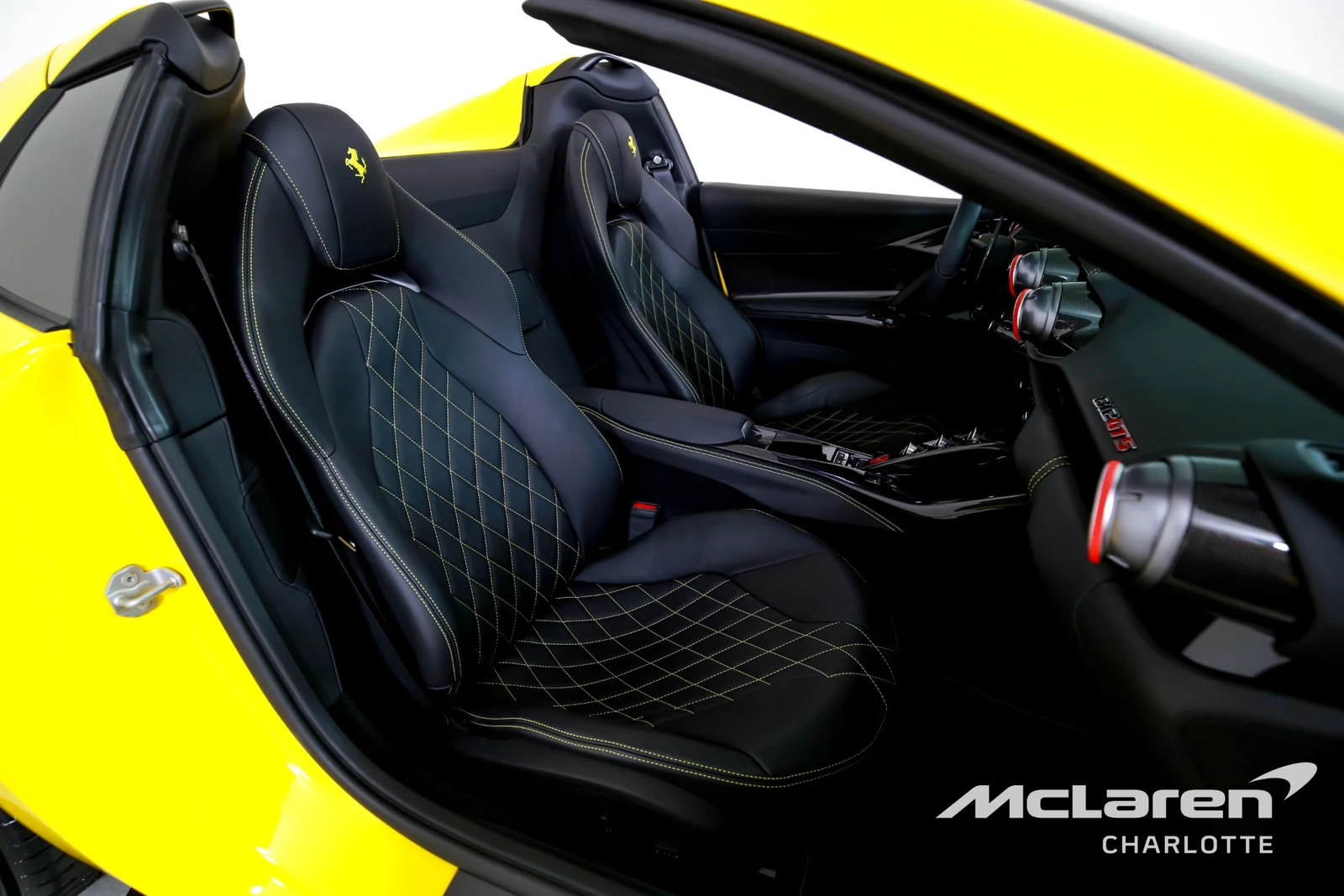2023 Ferrari 812 GTS, 16/29