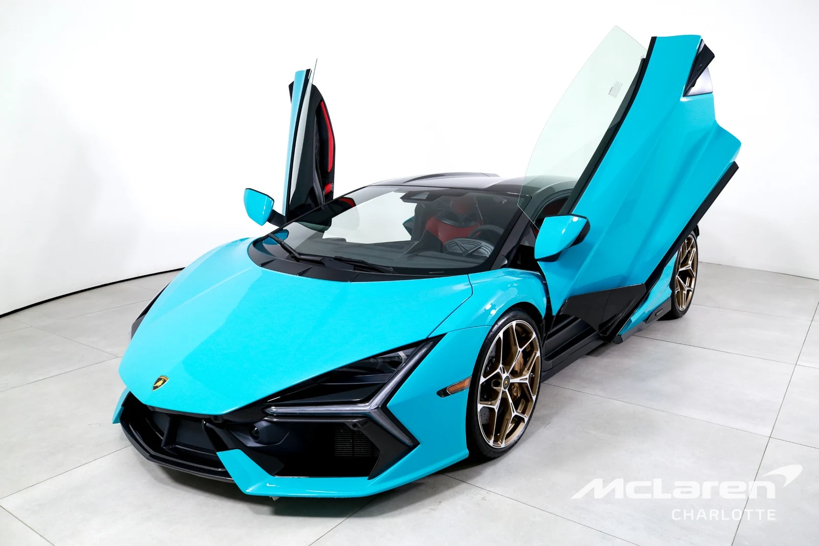 2025 Lamborghini Revuelto, 2/29