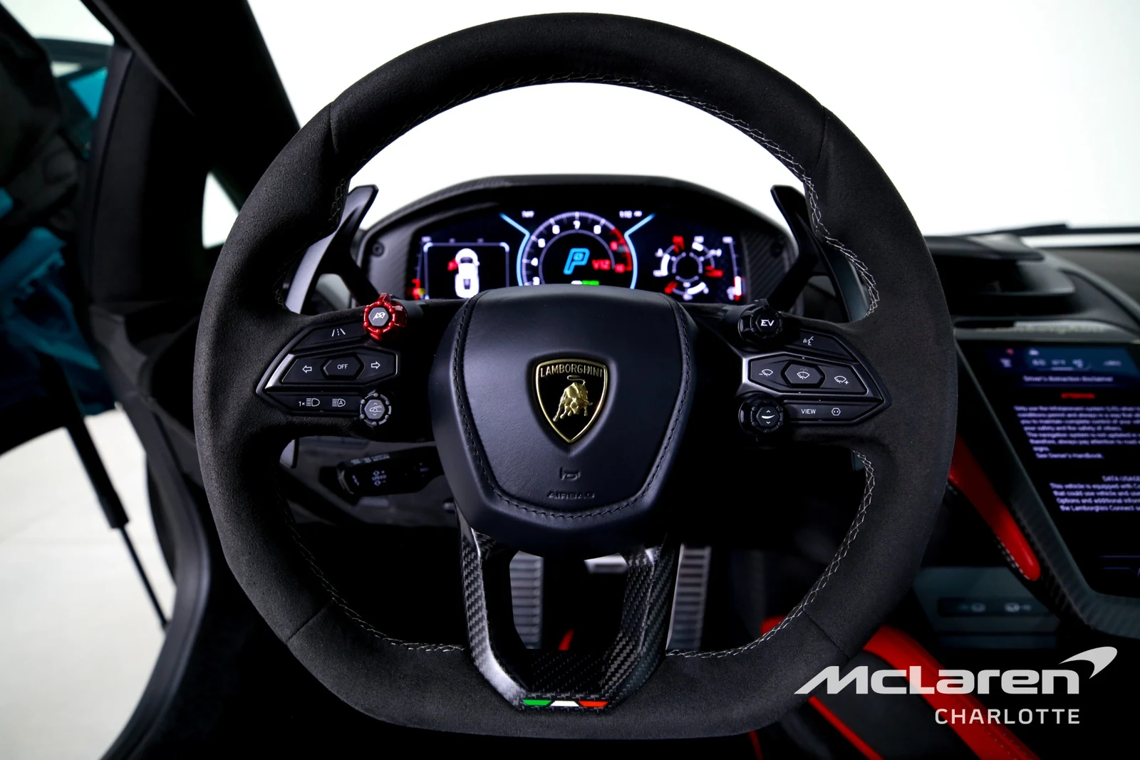 2025 Lamborghini Revuelto, 11/29