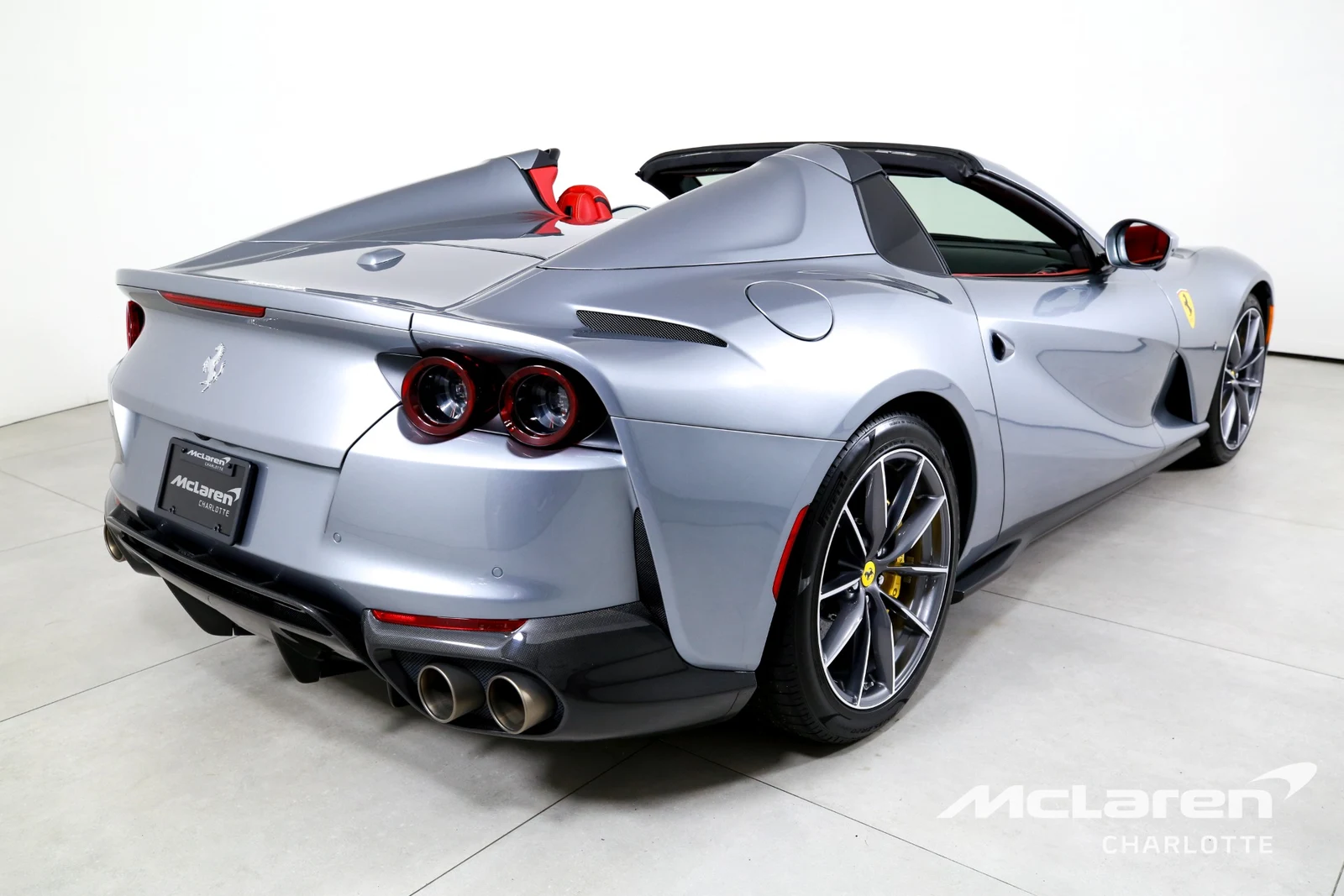 2022 Ferrari 812 GTS, 6/29