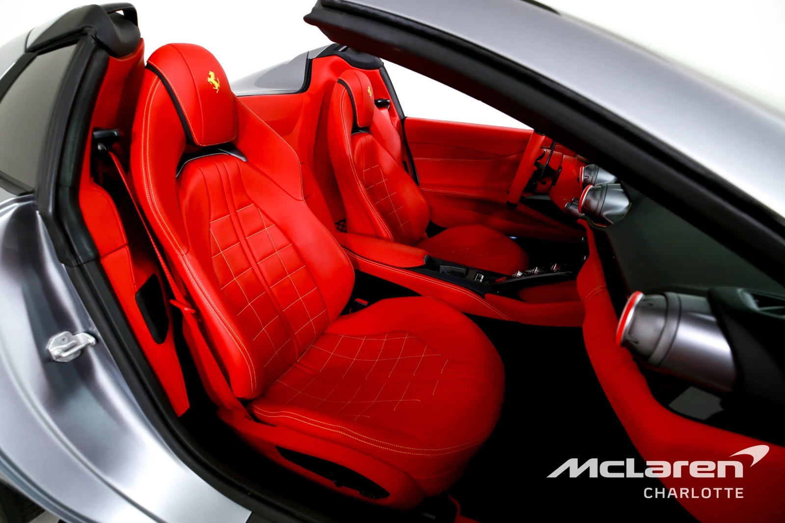 2022 Ferrari 812 GTS, 17/29