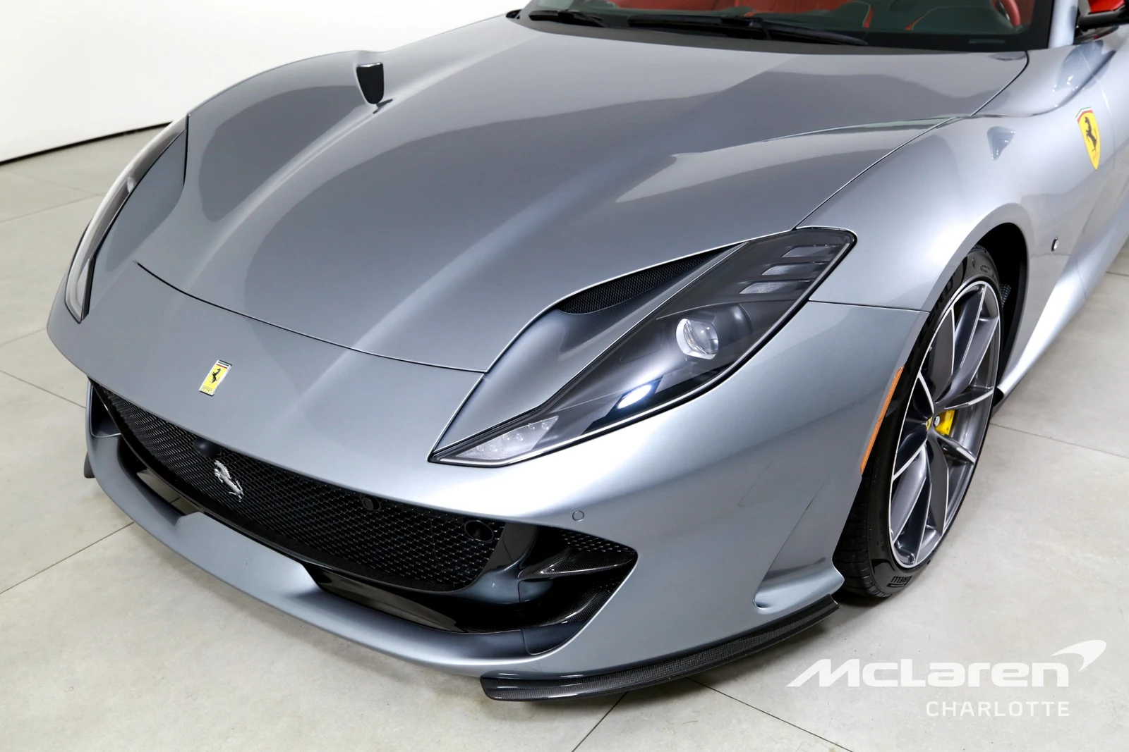 2022 Ferrari 812 GTS, 26/29