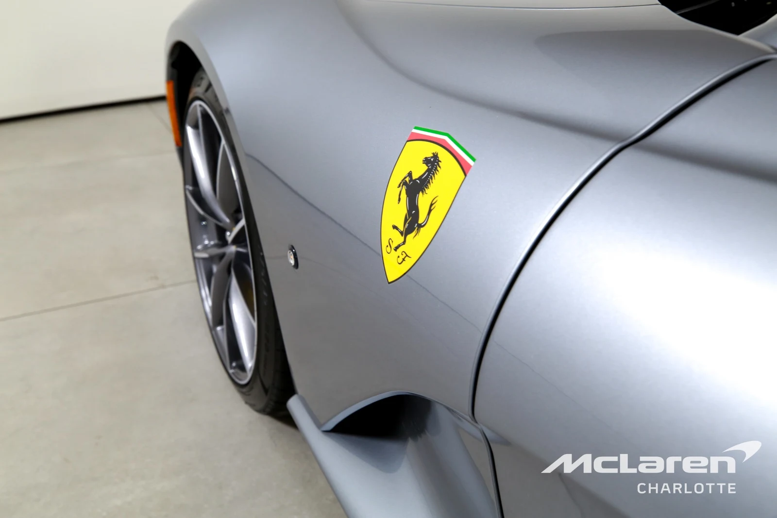 2022 Ferrari 812 GTS, 28/29