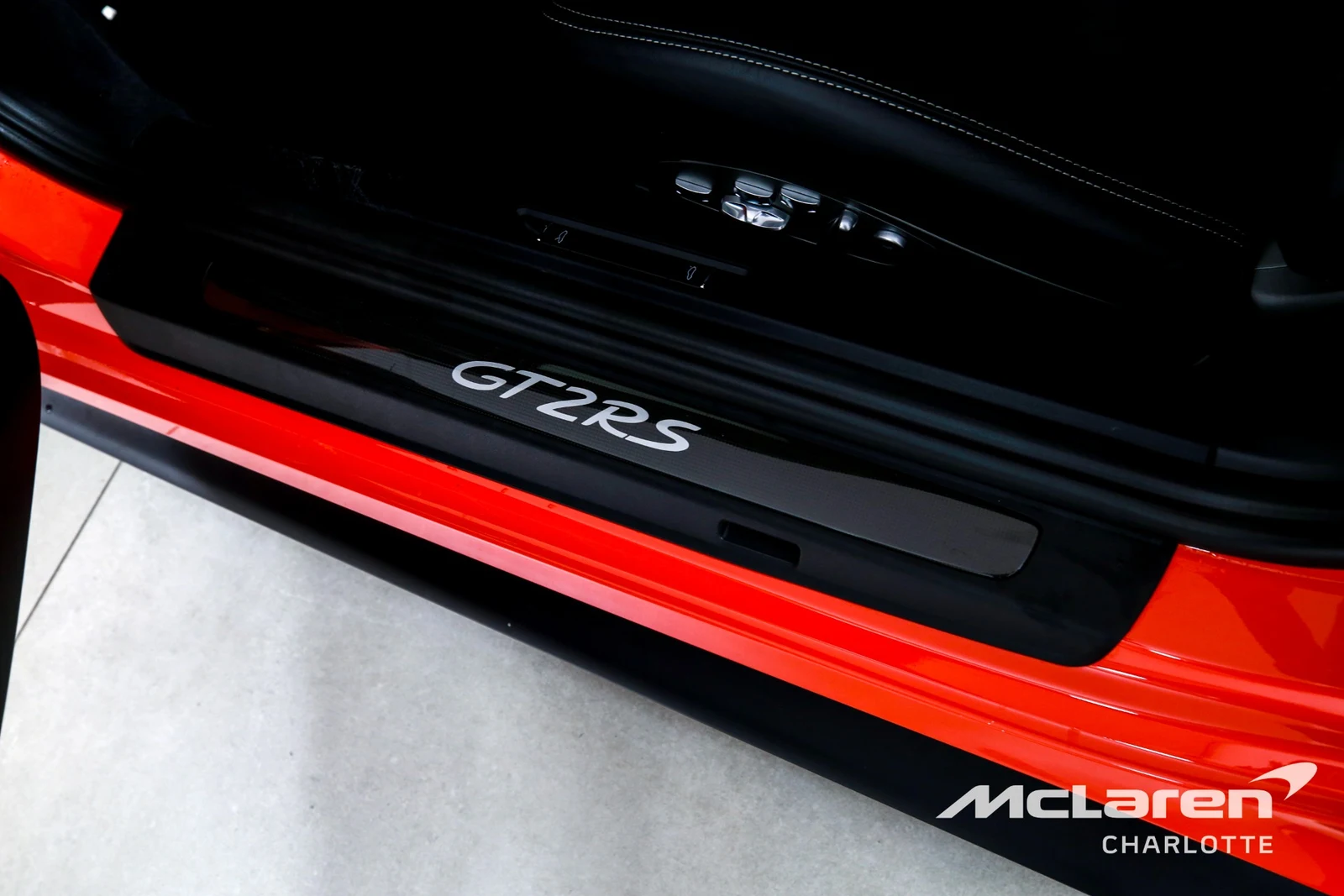 2018 Porsche 911 GT2 RS, 13/29