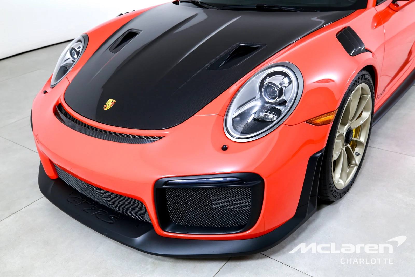 2018 Porsche 911 GT2 RS, 24/29