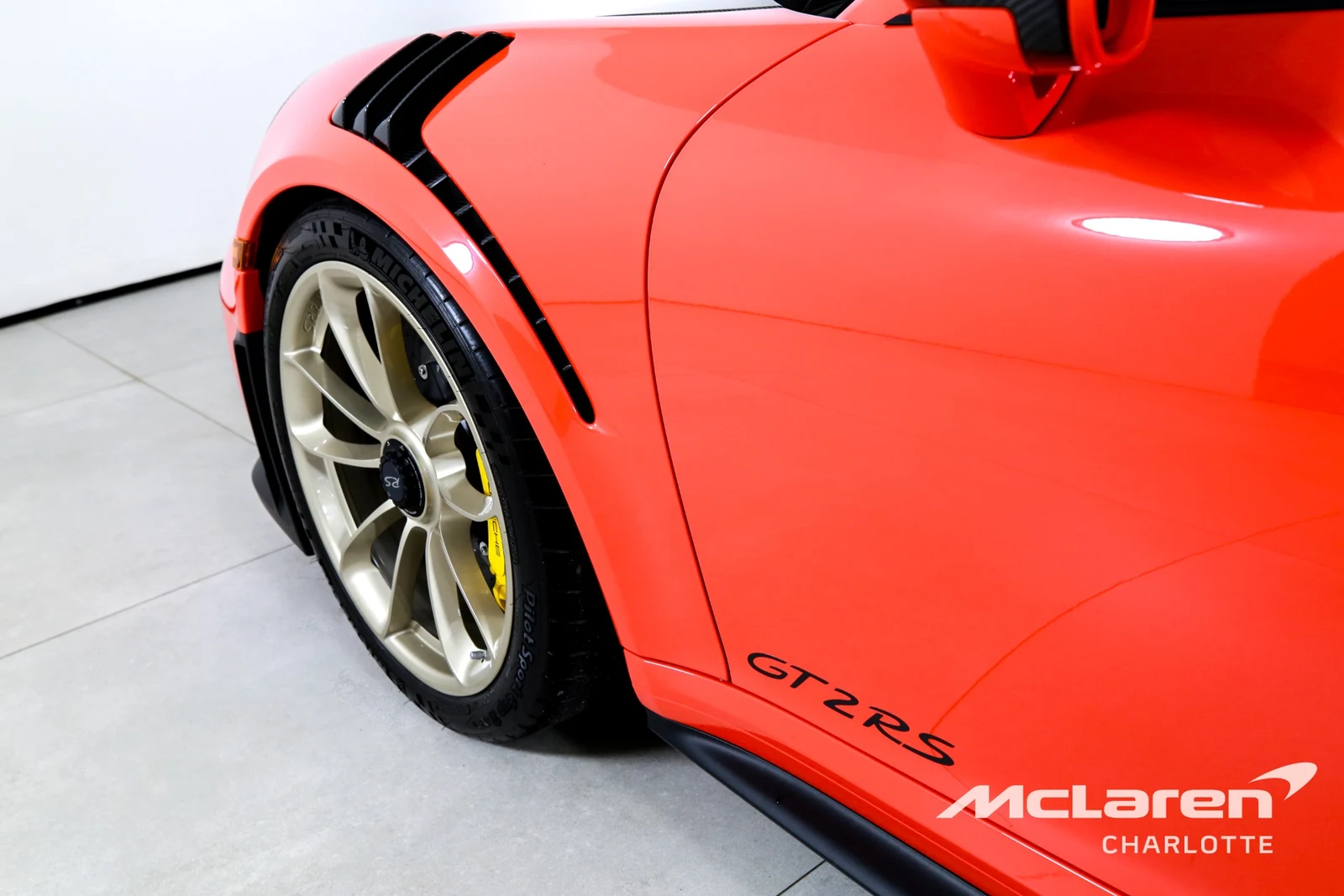 2018 Porsche 911 GT2 RS, 28/29