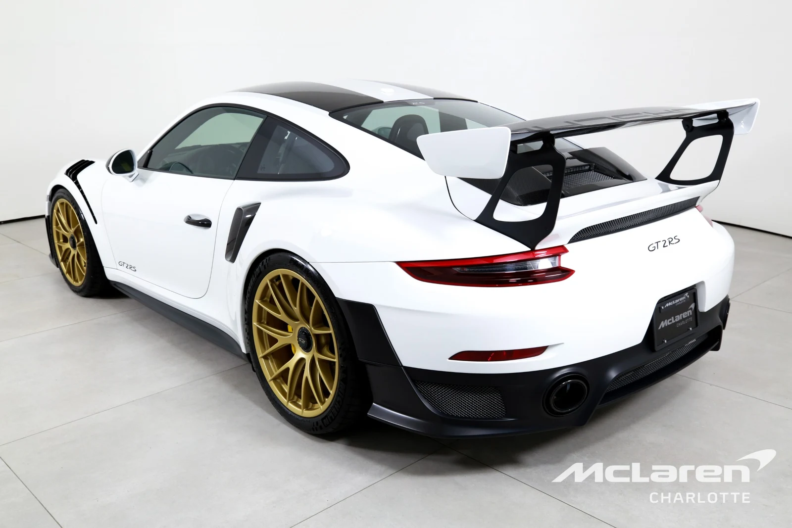2018 Porsche 911 GT2 RS, 3/29