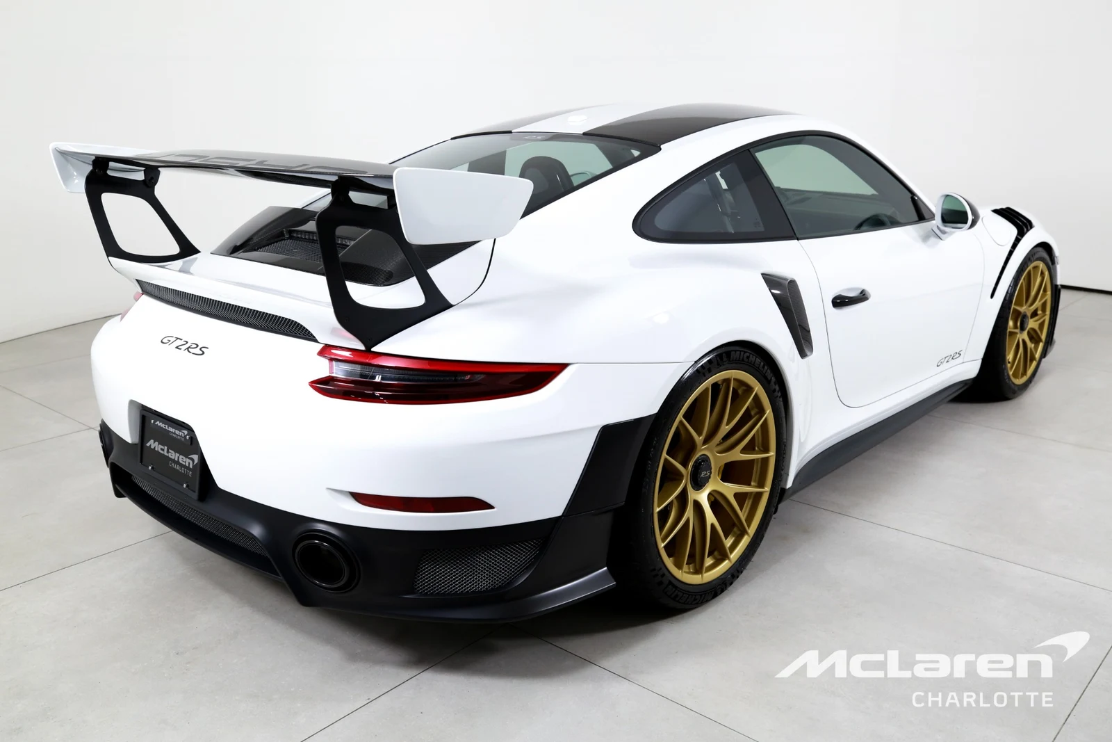 2018 Porsche 911 GT2 RS, 5/29