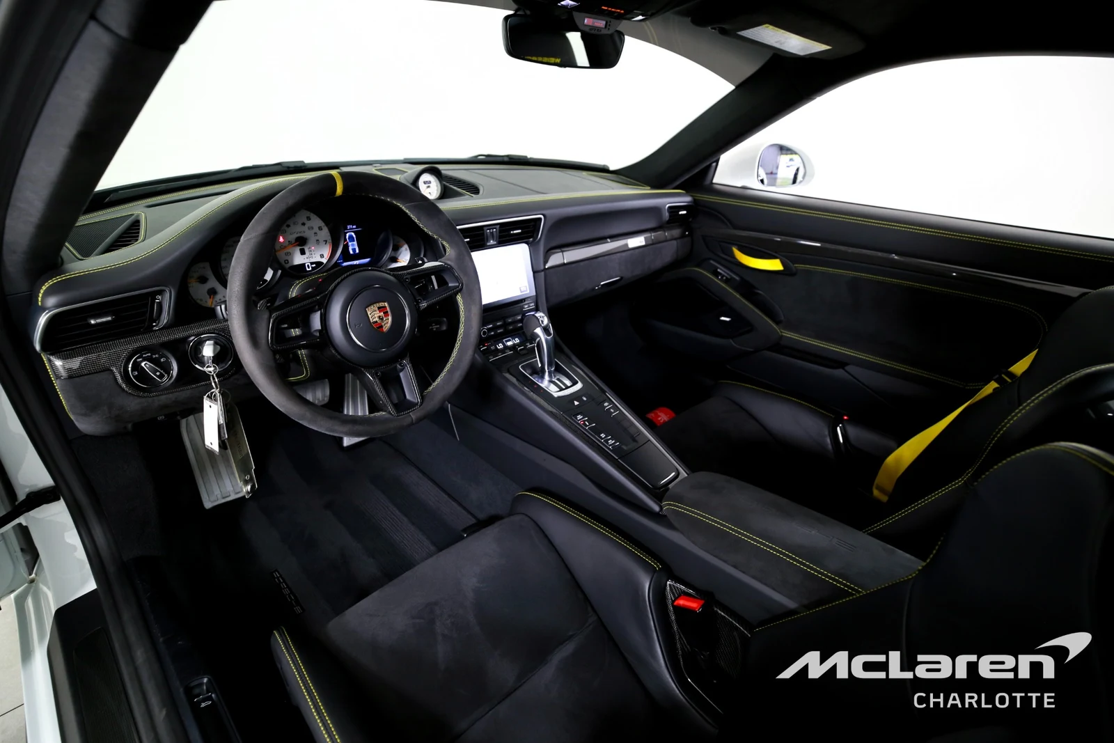 2018 Porsche 911 GT2 RS, 9/29