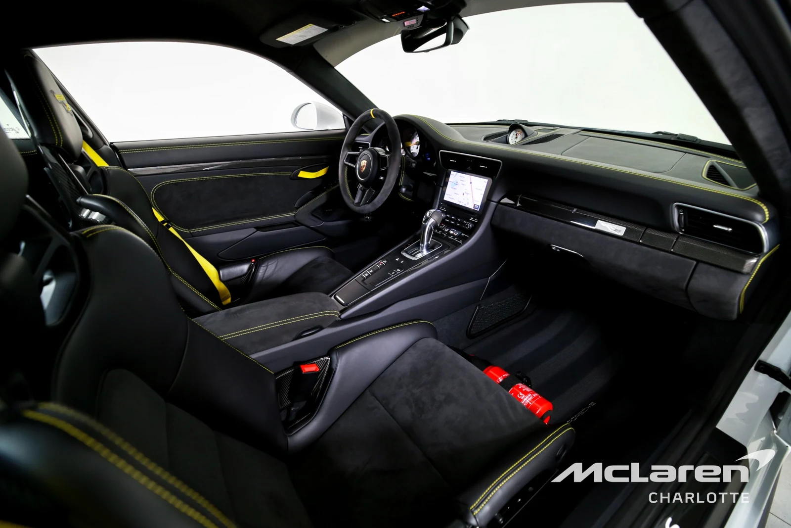 2018 Porsche 911 GT2 RS, 15/29